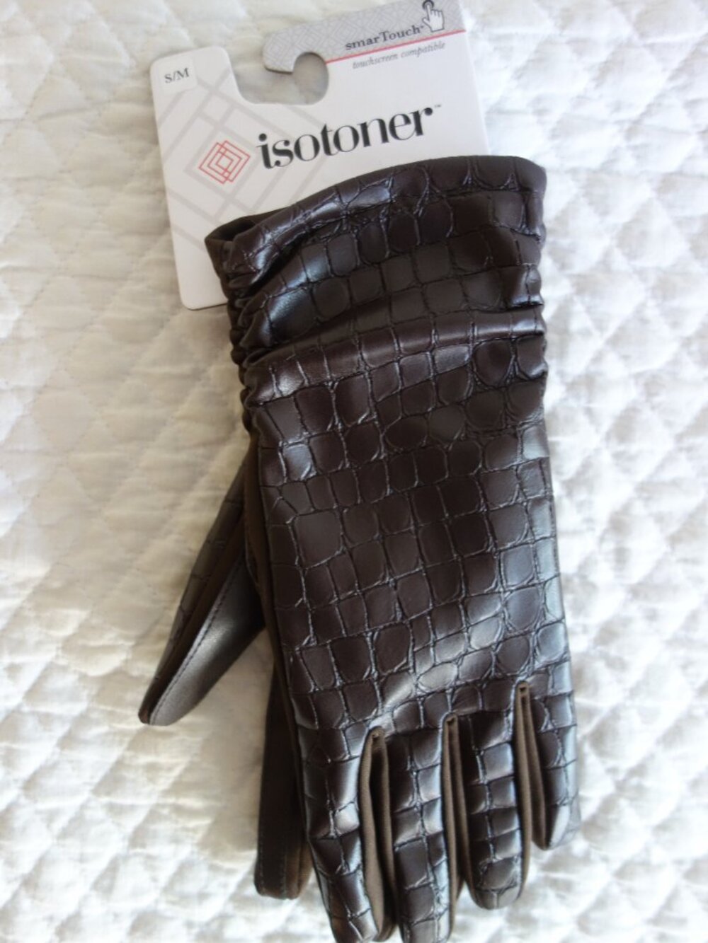 NWT $50 Two Pairs (Black/Brown) of Isotoner Gloves – S/M - Picture 6 of 8
